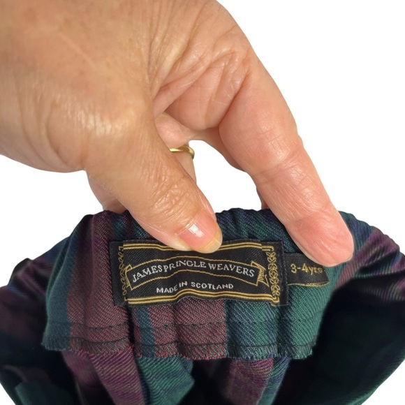JAMES PRINGLE WEAVERS NWT Girls Clan Lindsay Tartan Red Green Kilt Skirt 3/4 - Picture 3 of 9